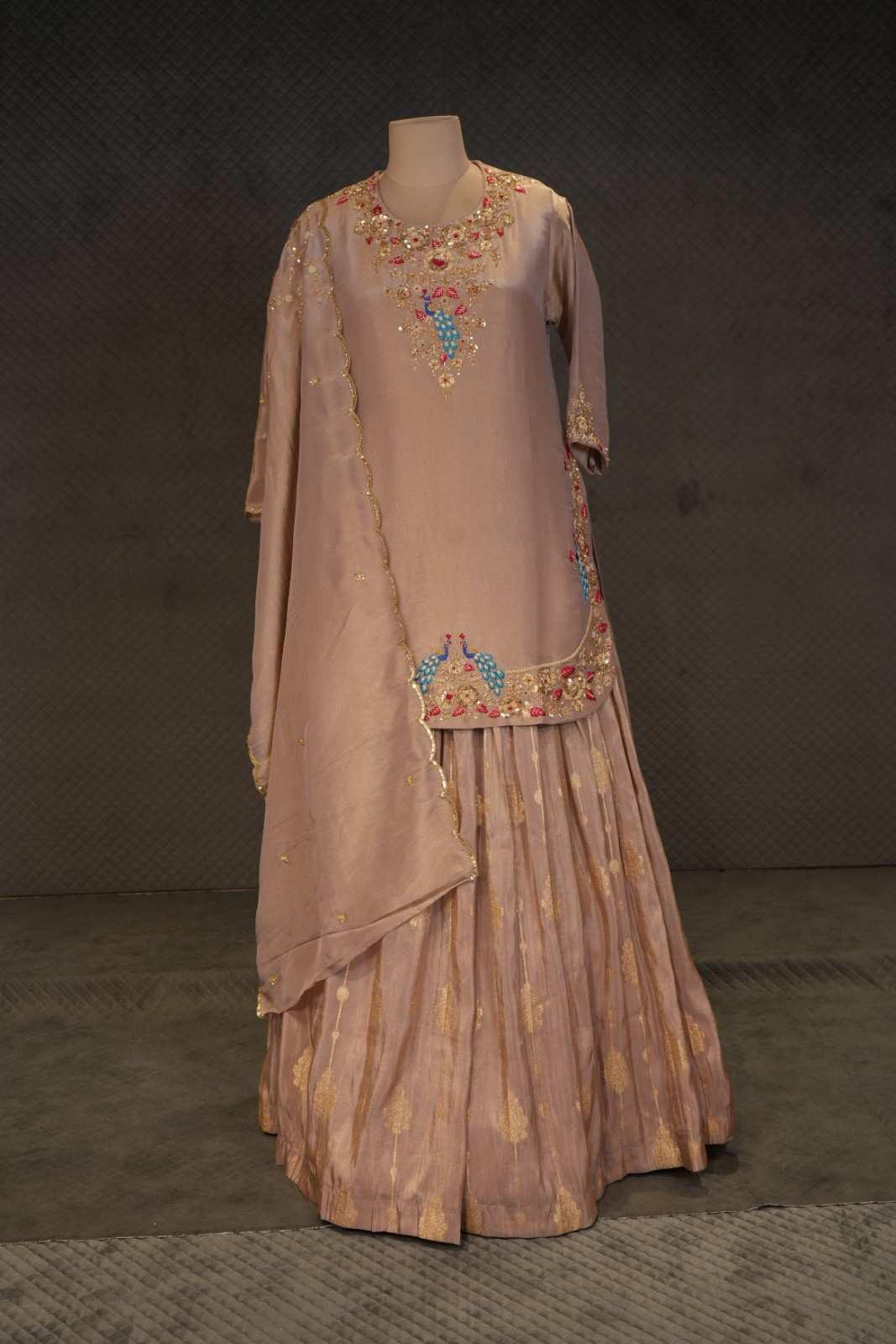 Blush Pink Banarsi Tissue Peacock Kurti Skirt Set