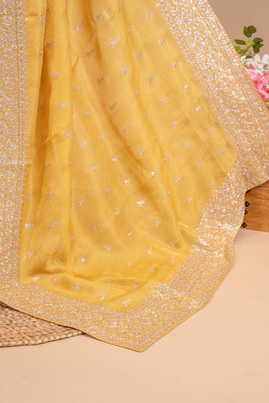 Pure Banarasi Self Tissue Aari Kardana Zardozi Saree